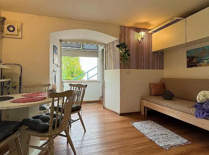 Rona Studio Apartment Doria